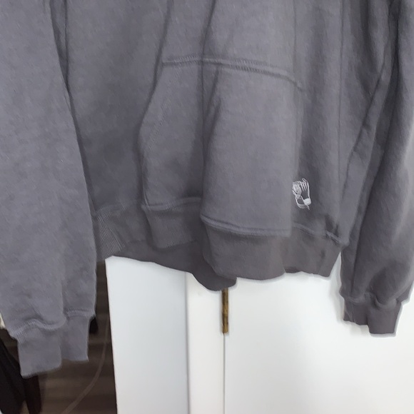 Steady Hands Snarling Hand Shadow Dog Sweatshirt - Picture 6 of 9